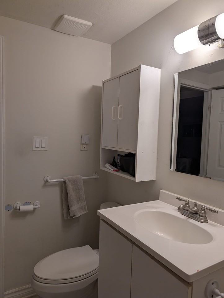 42 Millard Ave - Photo 5 of 8