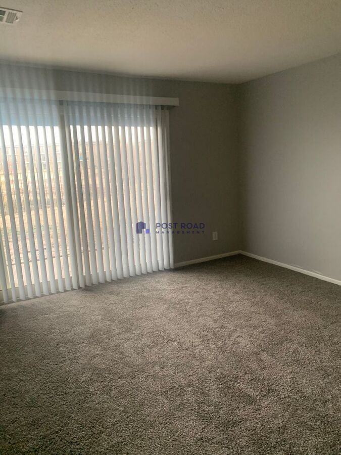 2800 S Osage Ave #302 - Photo 7 of 40