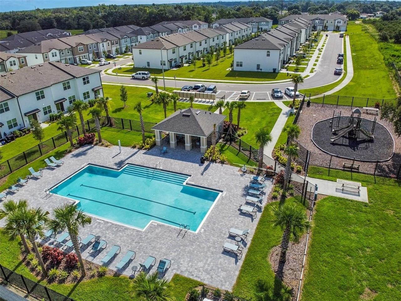 959 Grandin St - Photo 3 of 27