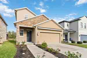 featured image of 3320 Grande Heron Dr