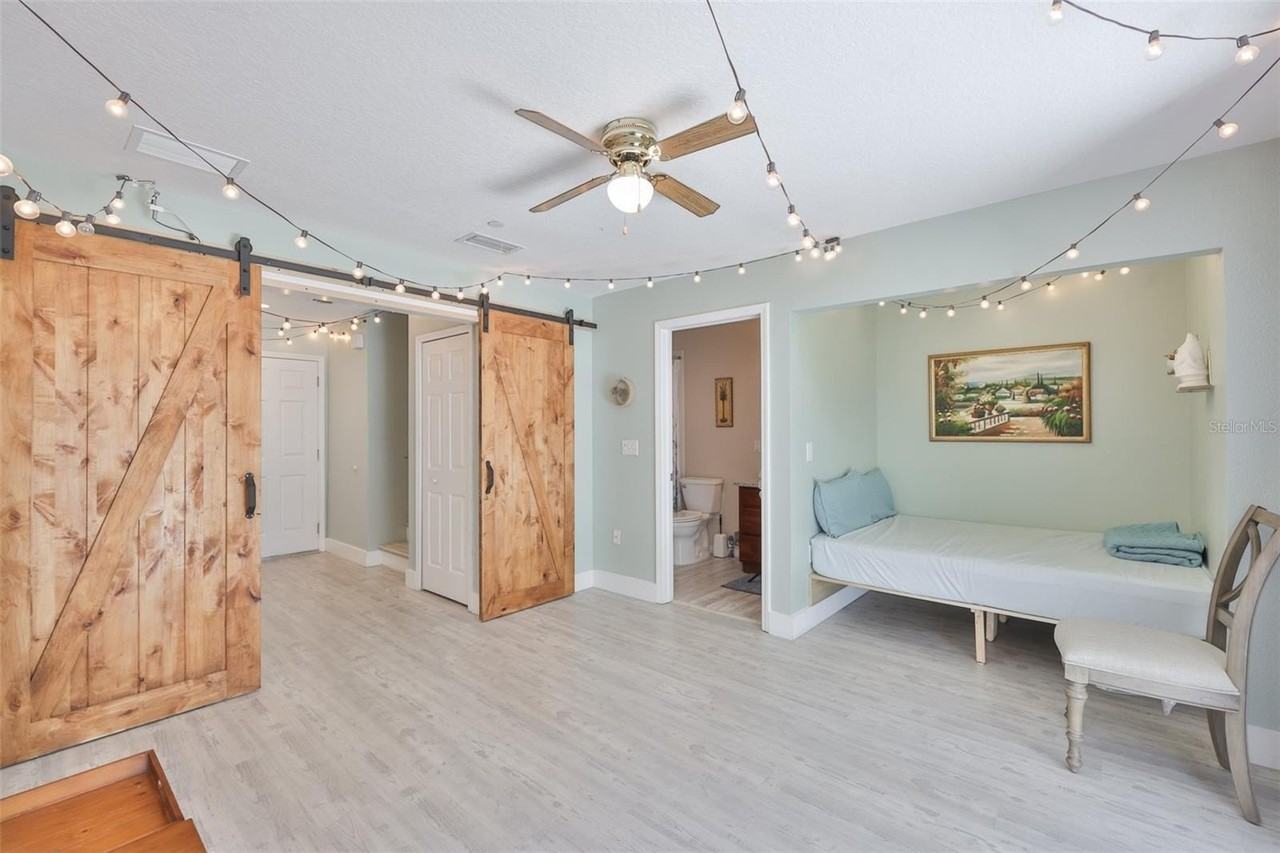 1307 Salem Orchard Ln - Photo 6 of 38