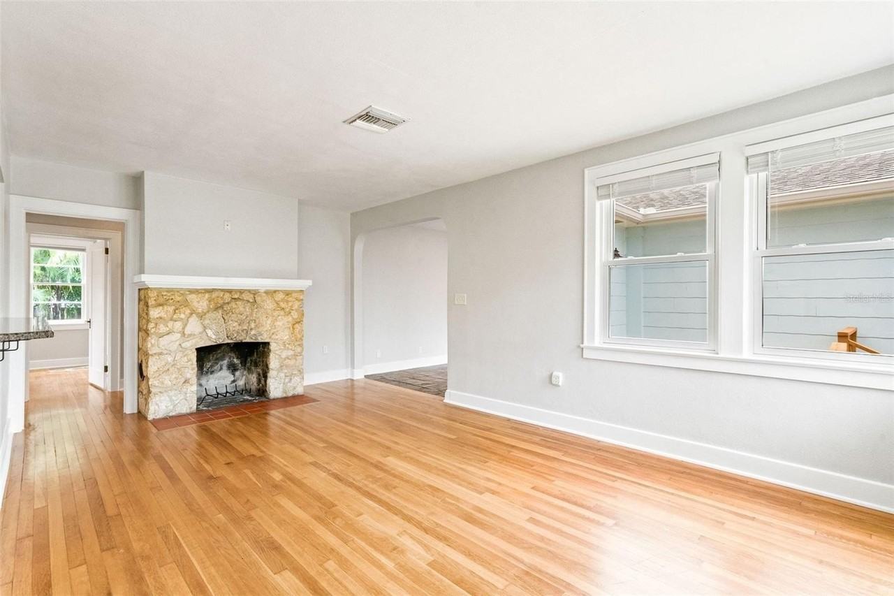 205 Garden Cir N - Photo 7 of 27