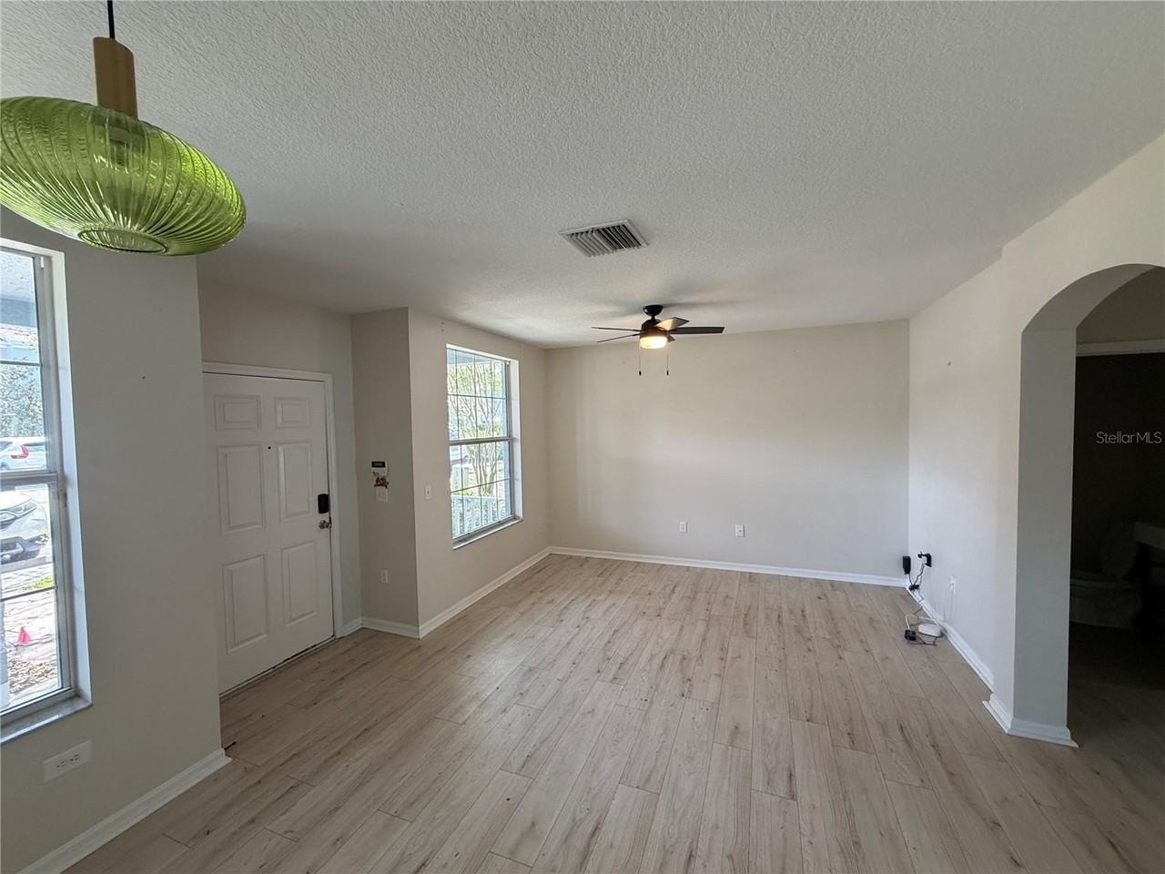 1532 Blue Magnolia Rd - Photo 4 of 13