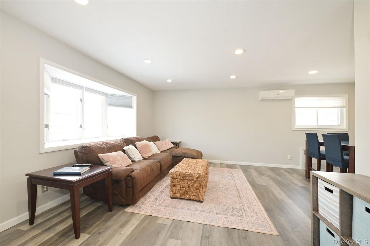 3485 Riverside Dr - Photo 6 of 30