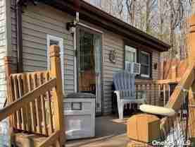 721 Meadow Rd - Photo 1 of 1