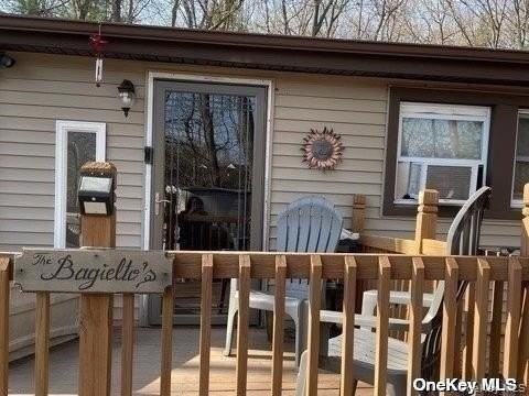 721 Meadow Rd - Photo 2 of 10