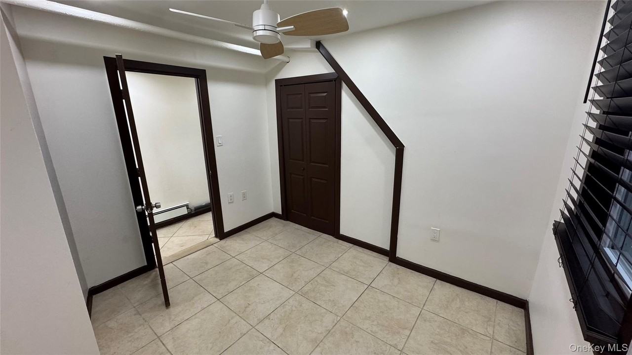 686 E 98th St - Photo 2 of 4