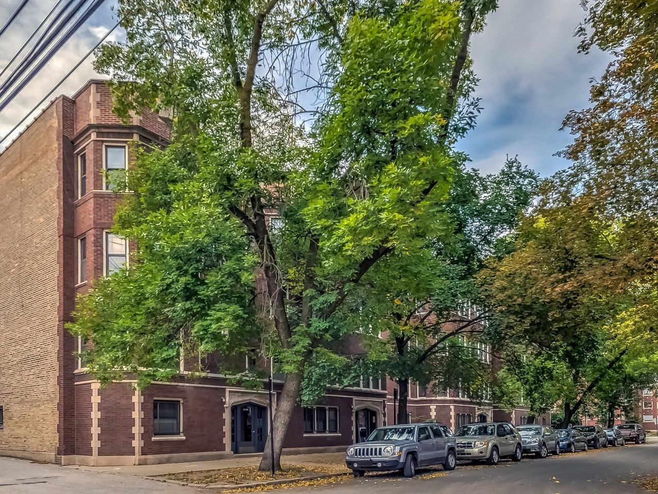 7020 N Paulina St Apt 1 - Photo 2 of 24