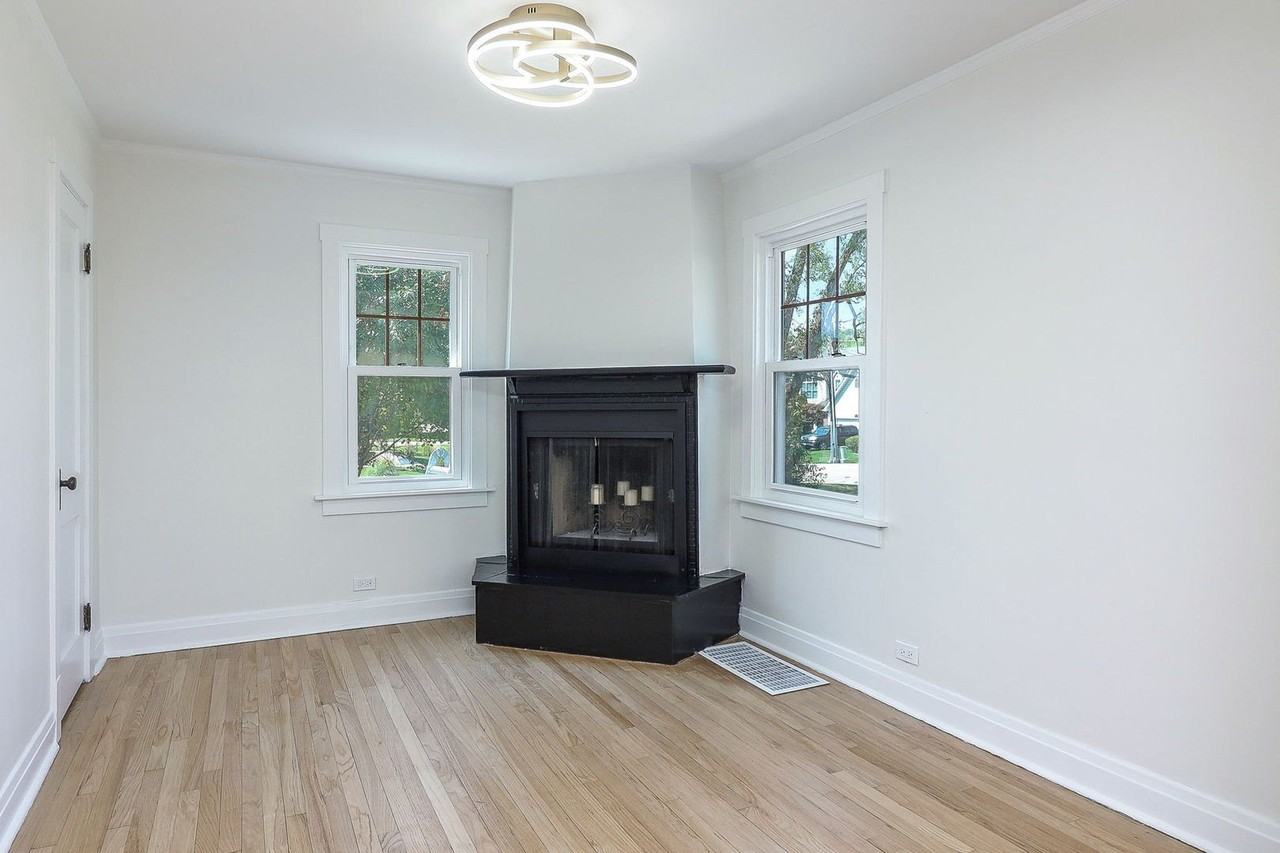 15W355 E Harvard St - Photo 2 of 18