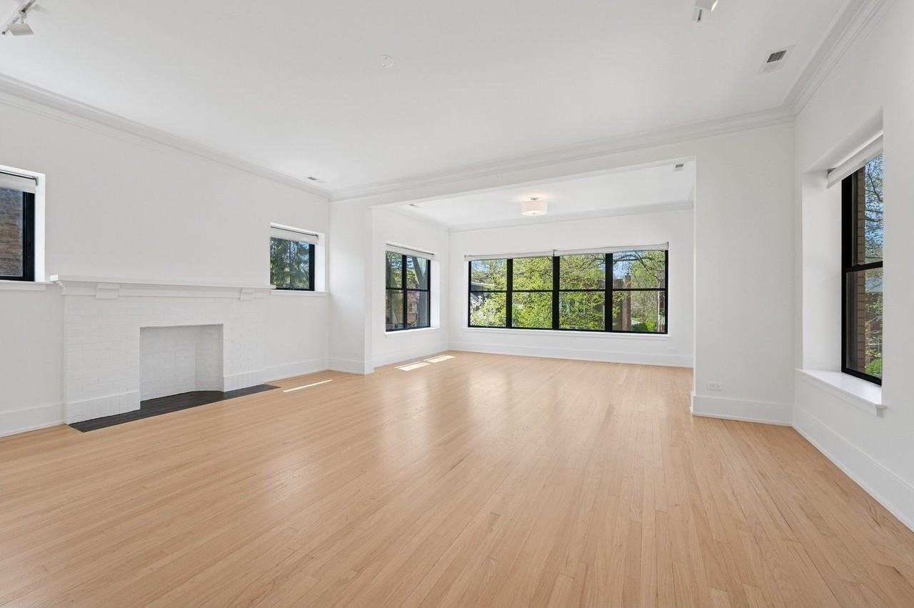 2755 Eastwood Ave Apt 2 - Photo 5 of 18