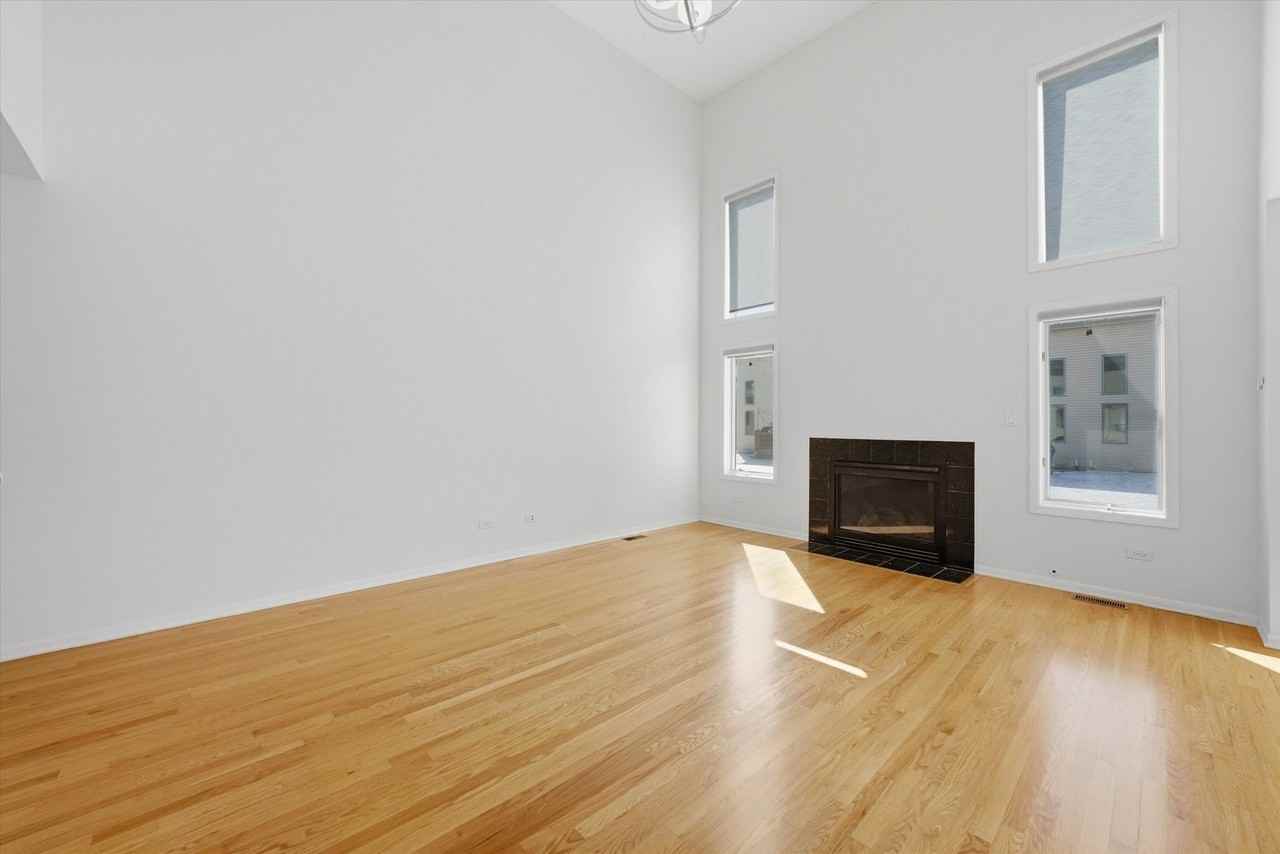 8261 Pecan Pl - Photo 7 of 36