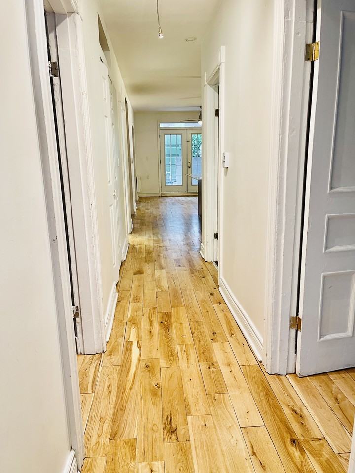 751 Rue Irène - Photo 6 of 9