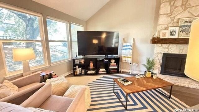 8505 Spring Valley Dr - Photo 4 of 49