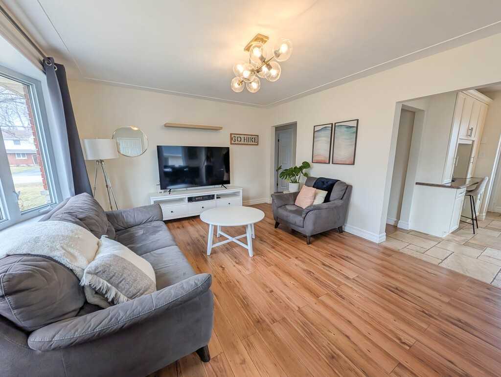 50 Whittaker Ave - Photo 2 of 22