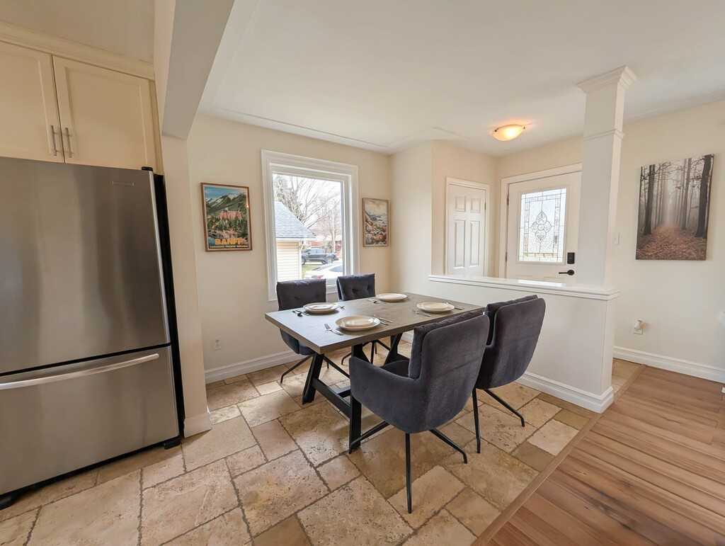 50 Whittaker Ave - Photo 4 of 22