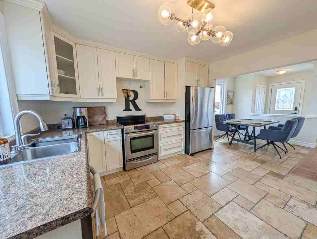 50 Whittaker Ave - Photo 6 of 22