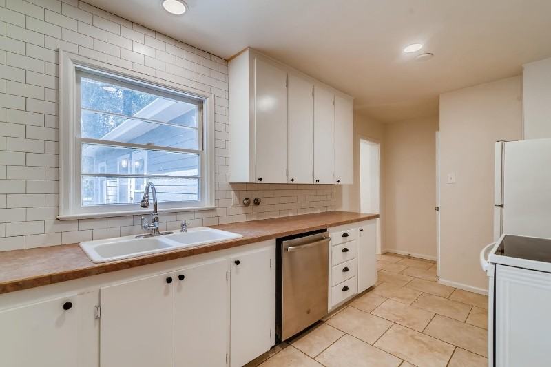 623 S Grant Ave - Photo 4 of 17