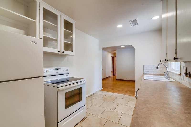 623 S Grant Ave - Photo 5 of 17