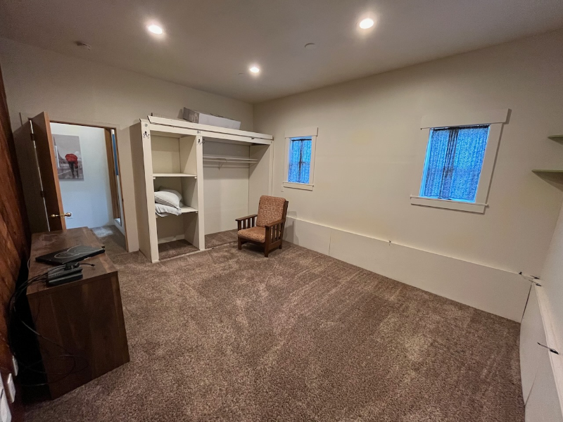 29410 Ne Wilsonville Rd - Photo 5 of 10