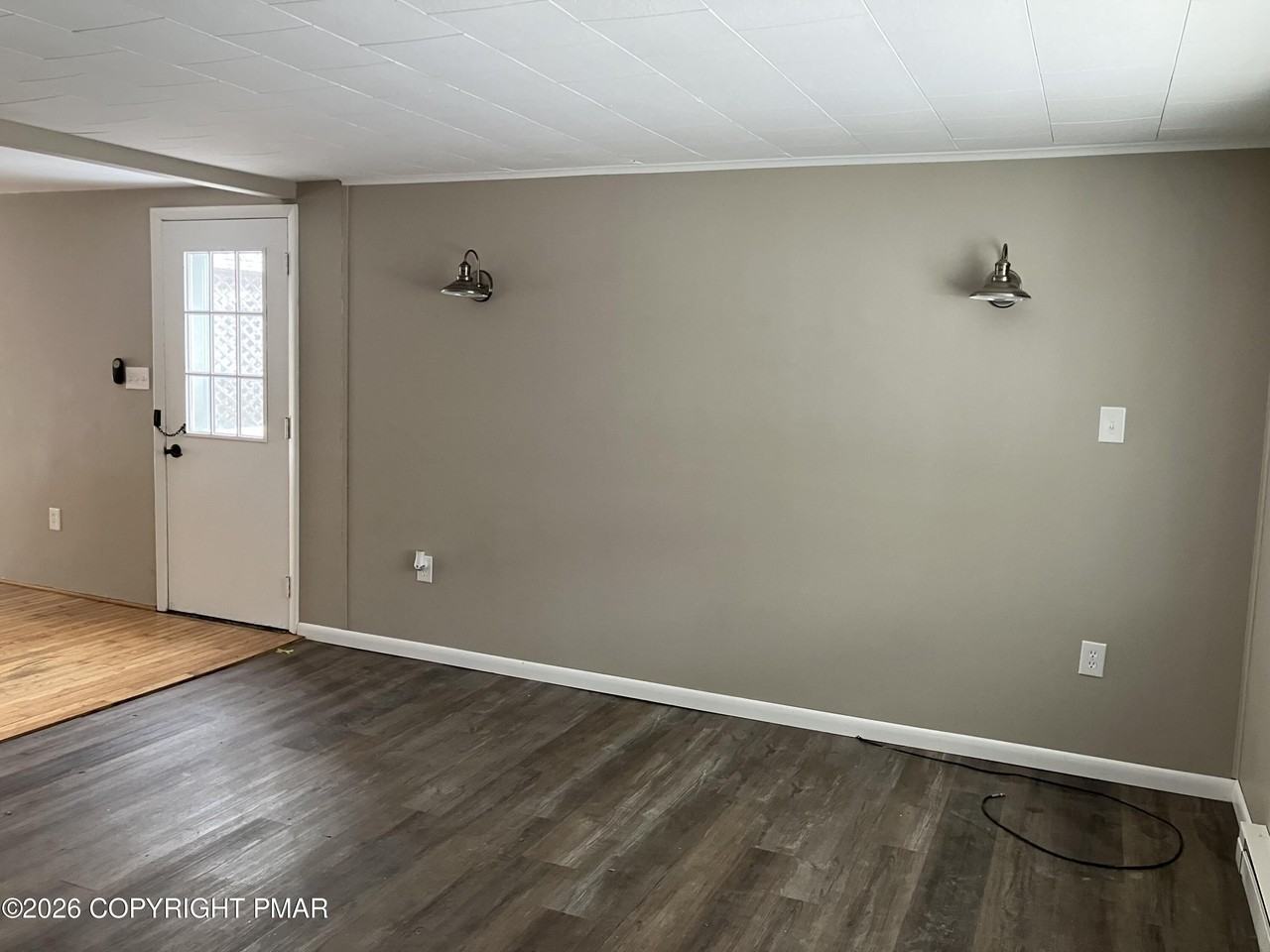 109 Sassafras Rd - Photo 3 of 10