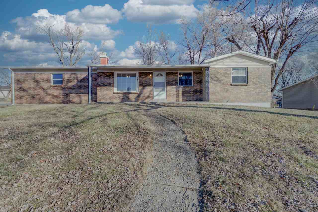 19 Griffin Dr - Photo 4 of 25