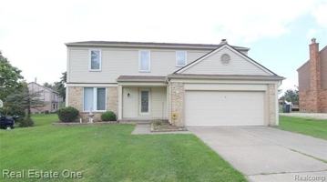 featured image of 5590 Greenbriar Dr