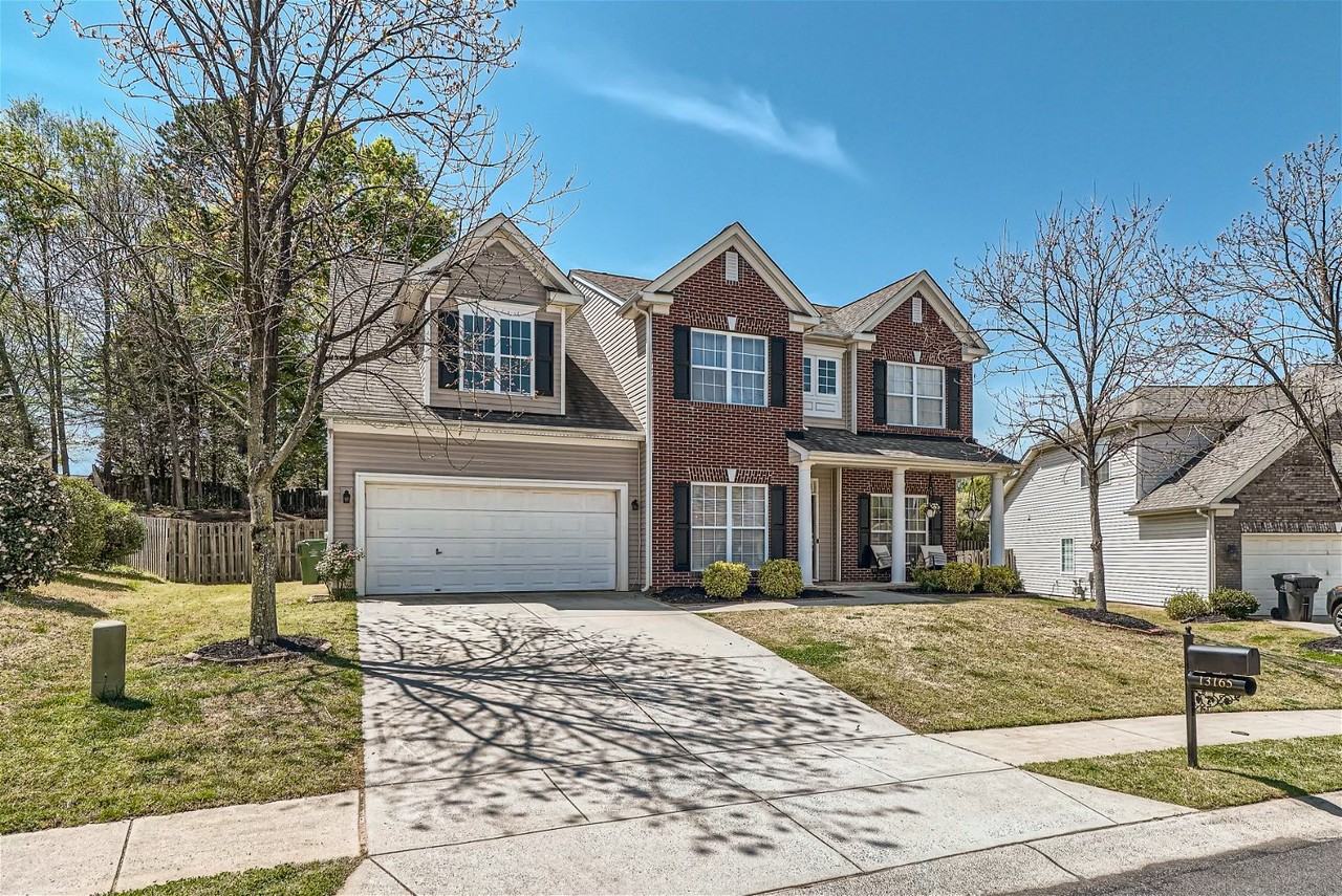 13165 Wilburn Park Ln - Photo 2 of 29