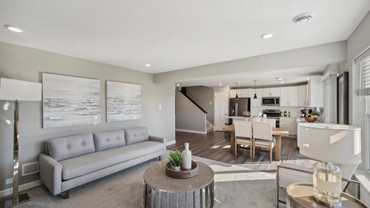 15567 87th Ln Ne - Photo 3 of 39