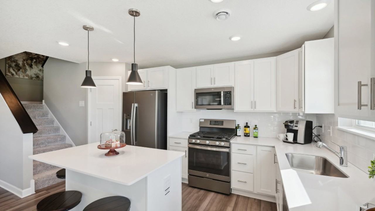 15567 87th Ln Ne - Photo 7 of 39