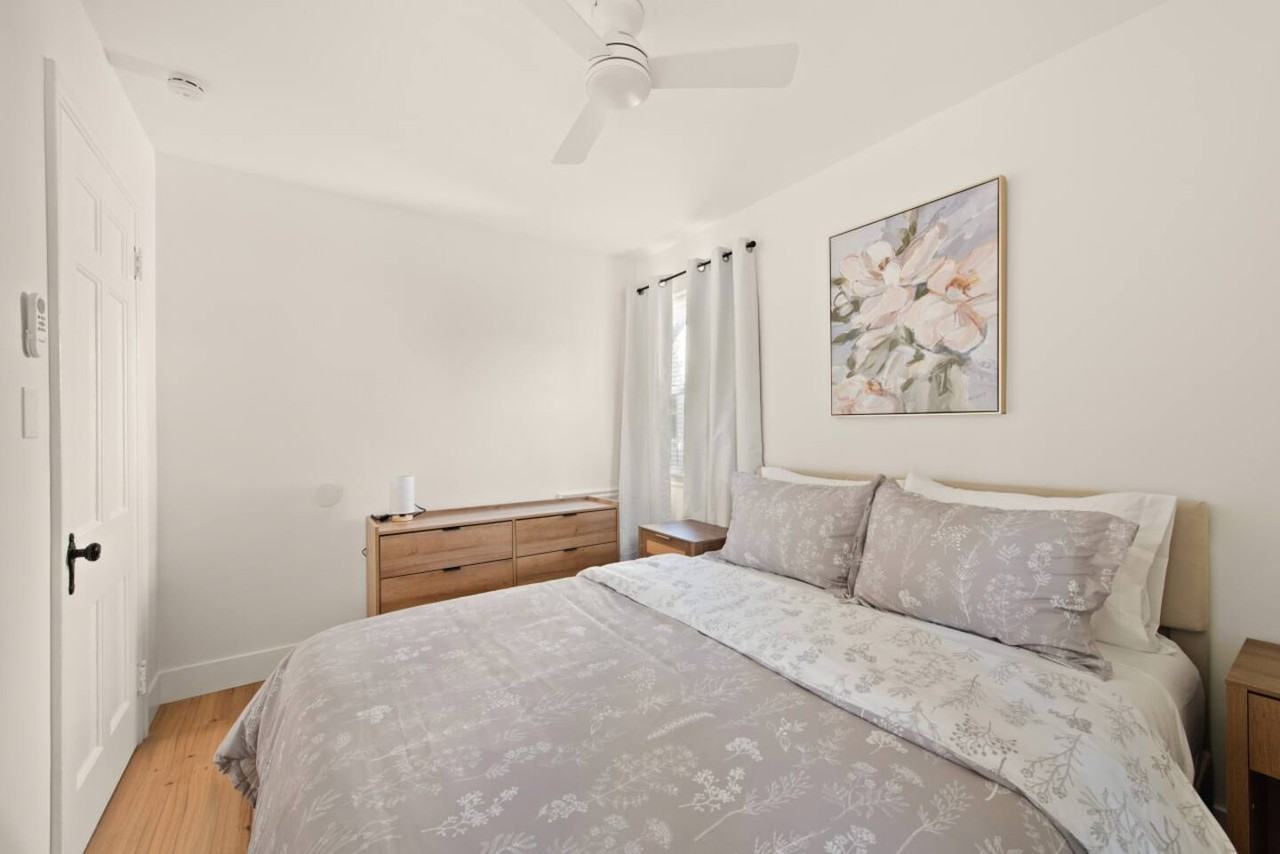 611 E 260th St - Photo 7 of 13