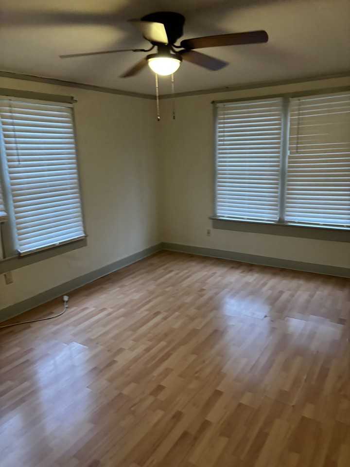 861 Arlington Ave #3 - Photo 2 of 12