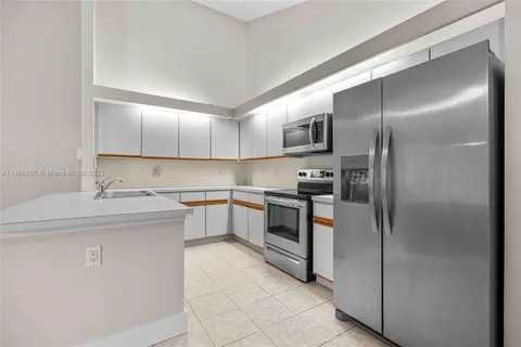 8912 Thumbwood Cir - Photo 6 of 20