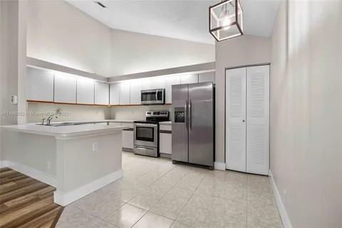 8912 Thumbwood Cir - Photo 7 of 20