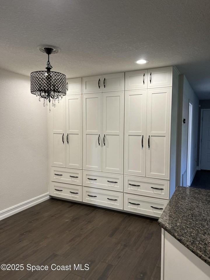 497 Forgal Ave Ne - Photo 5 of 7