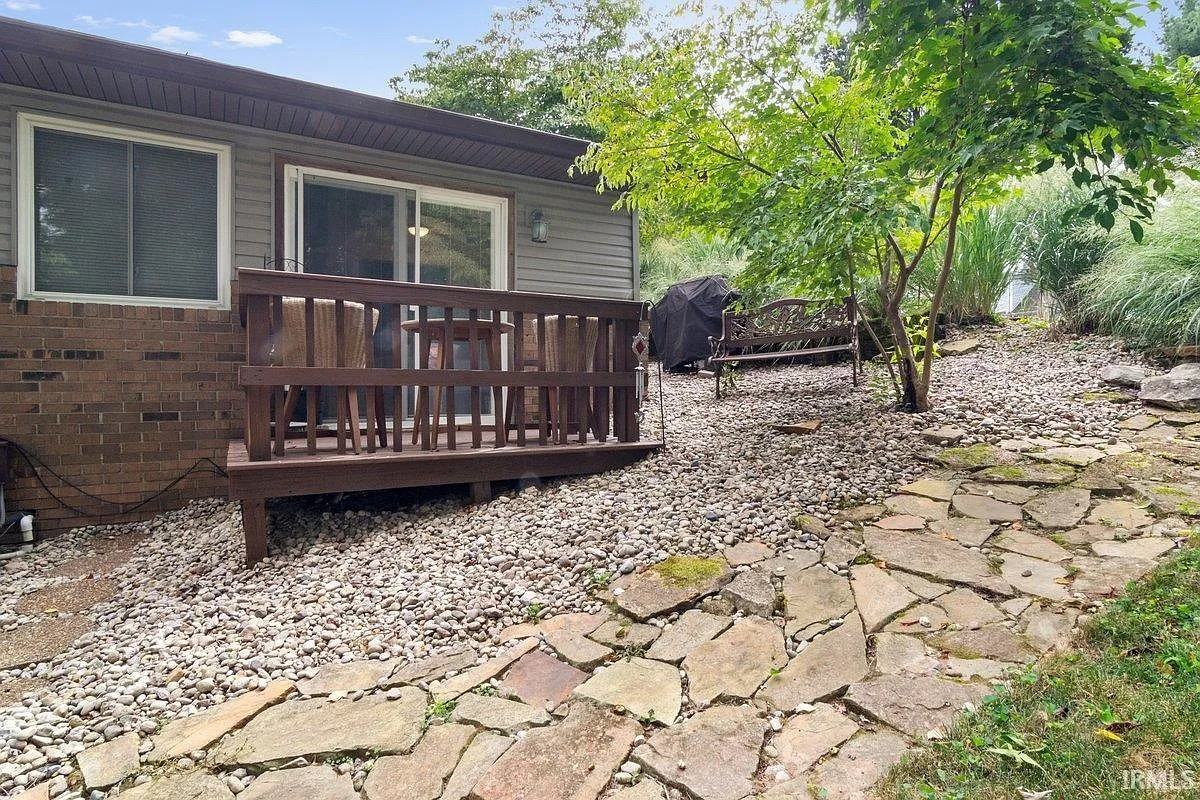 506 Adams St #C - Photo 5 of 12