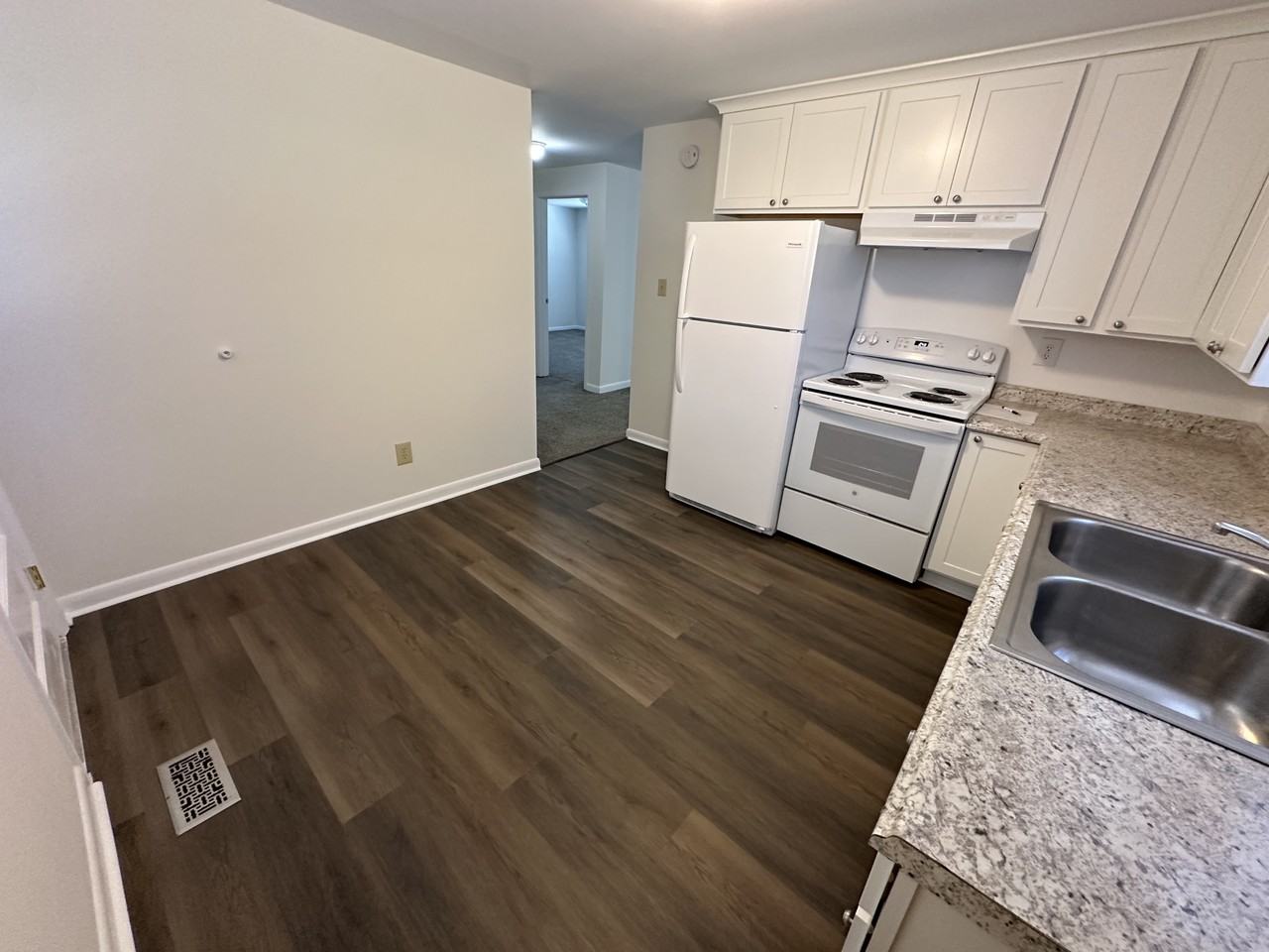 1121 Nw Blvd #1121 - Photo 3 of 7