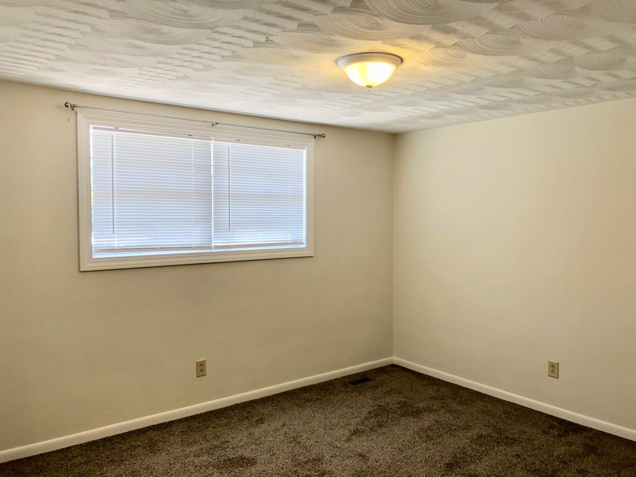 1121 Nw Blvd #1121 - Photo 6 of 7