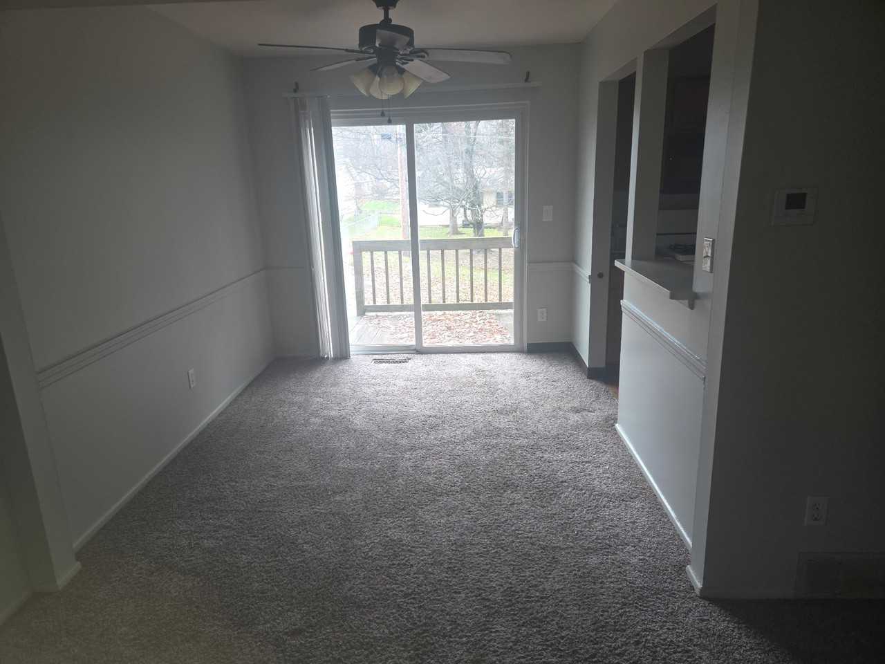 407 Mathews Rd - Photo 3 of 5