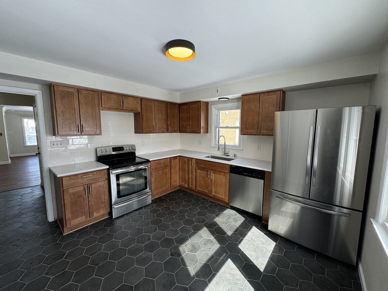 8625 W Burleigh St - Photo 2 of 9