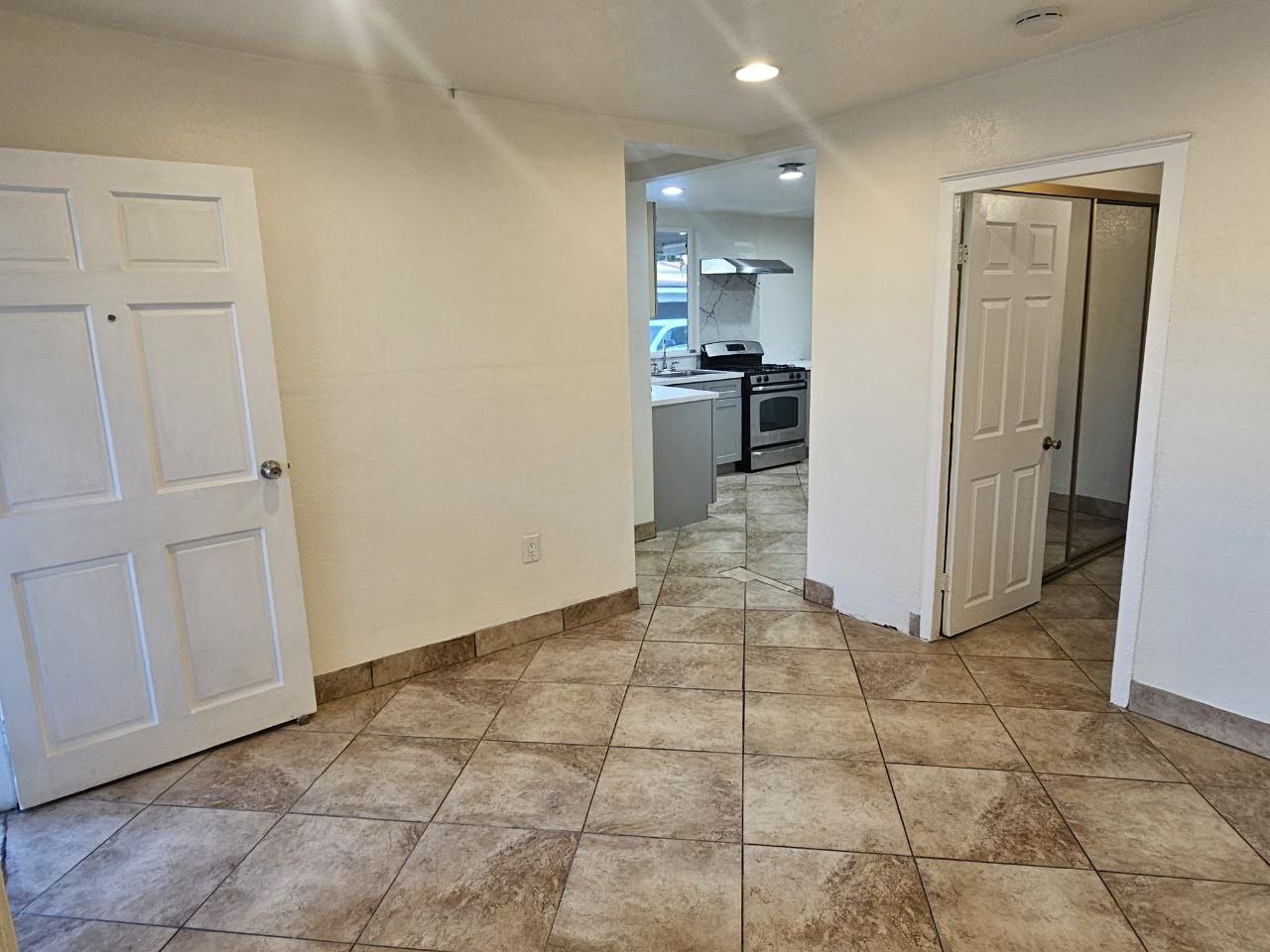 1042 Hollister St #2 - Photo 3 of 11