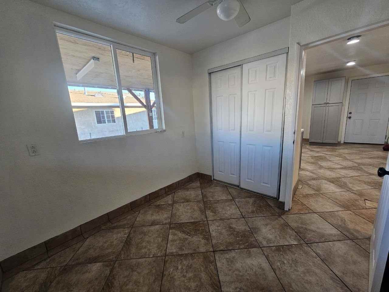 1042 Hollister St #2 - Photo 7 of 11