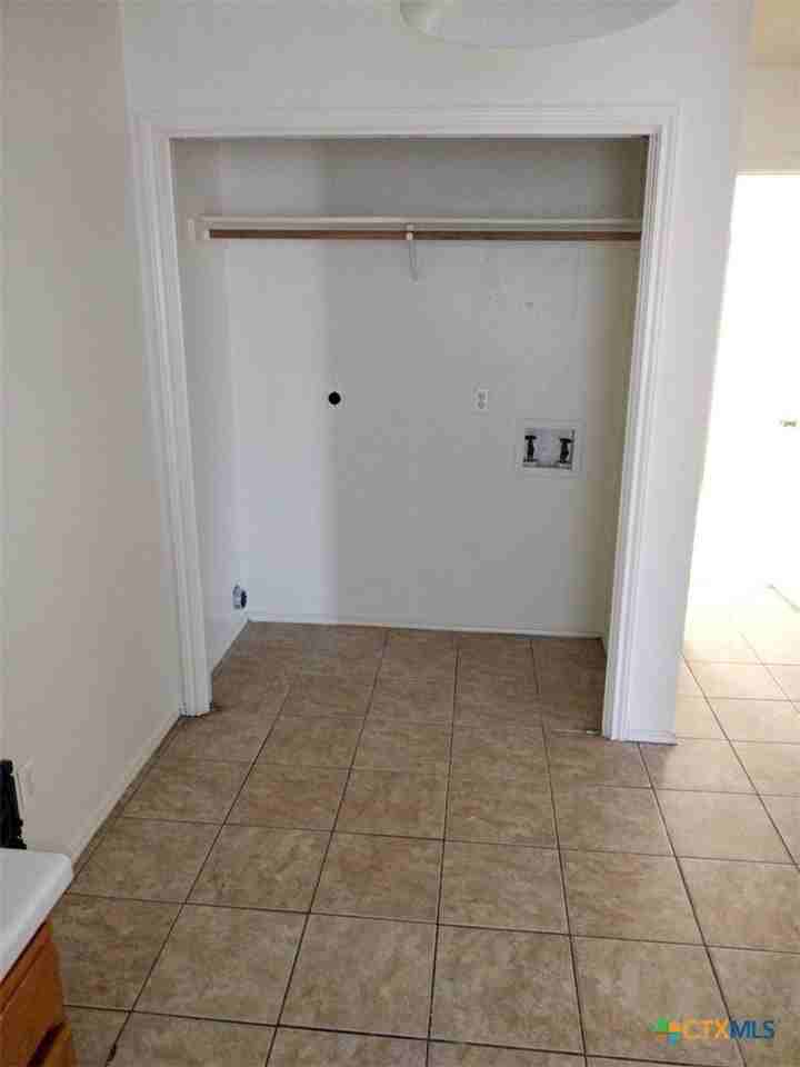 1504 Windward Dr - Photo 7 of 7