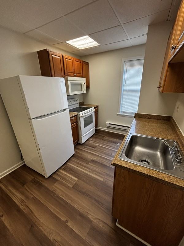 667 Green St #4 - Photo 6 of 9