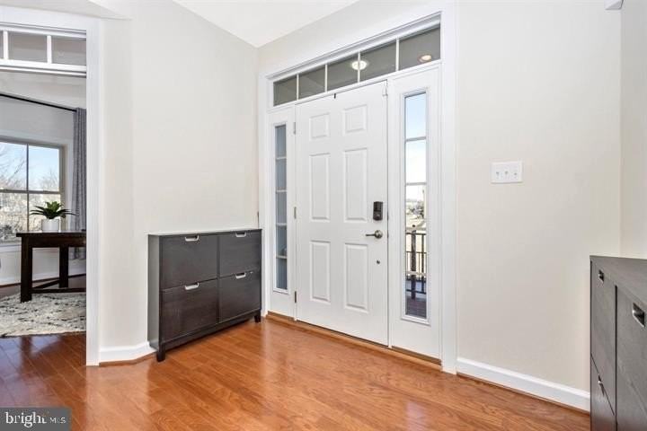 9112 Kenway Ln - Photo 5 of 50