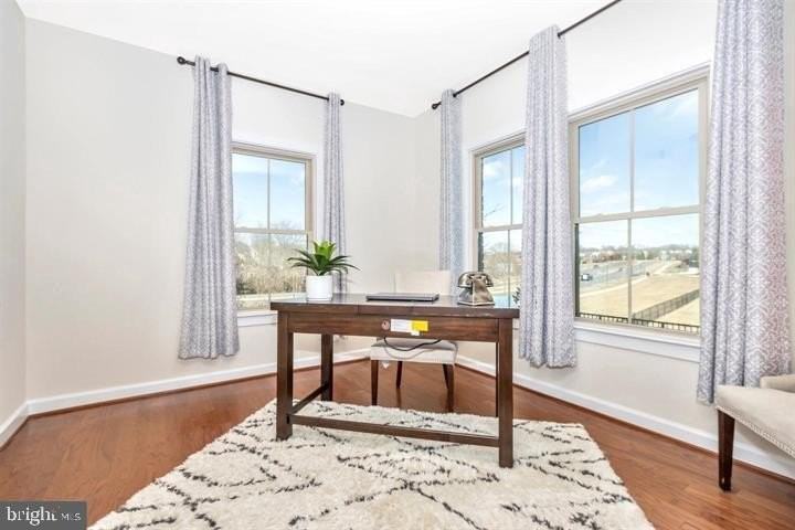 9112 Kenway Ln - Photo 6 of 50