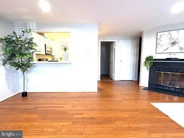 526 Palmtree Dr - Photo 3 of 9