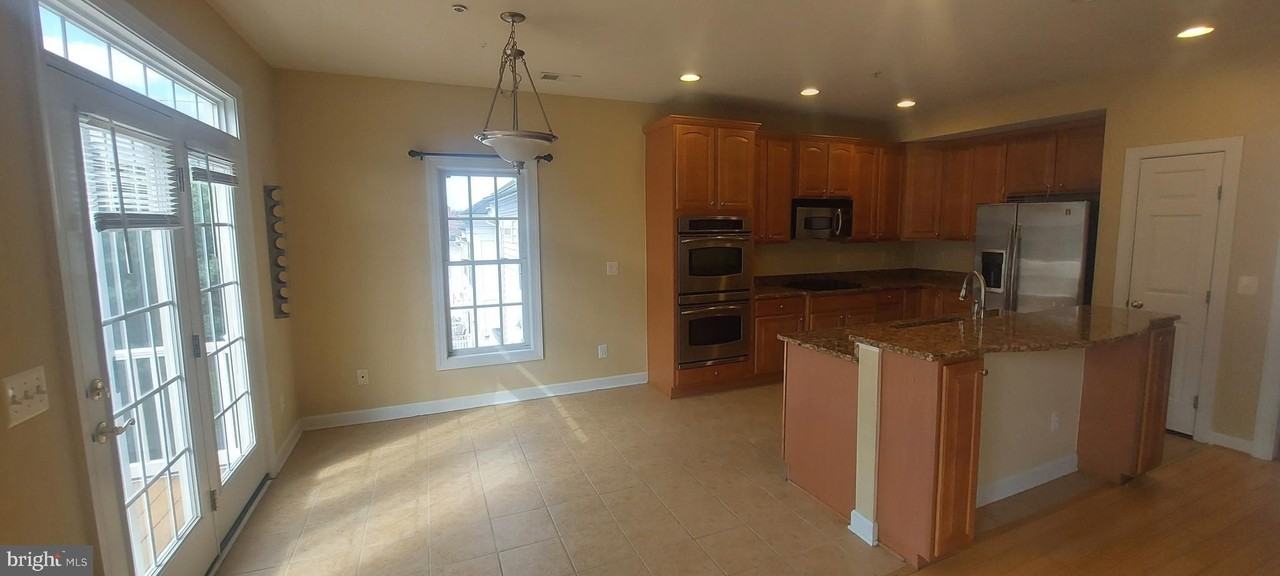 575 Odendhal Ave Unit 575 - Photo 2 of 25