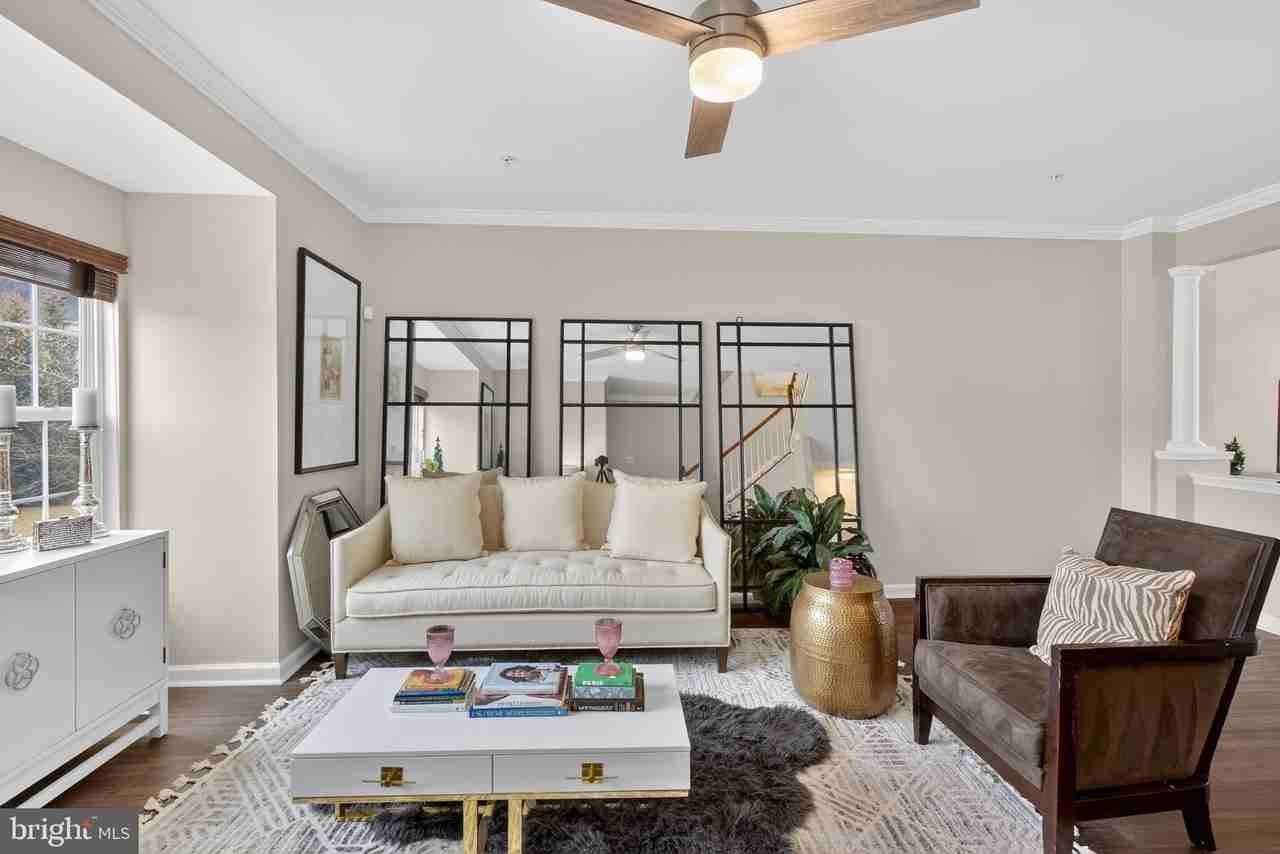 2121 Congresbury Pl - Photo 2 of 44