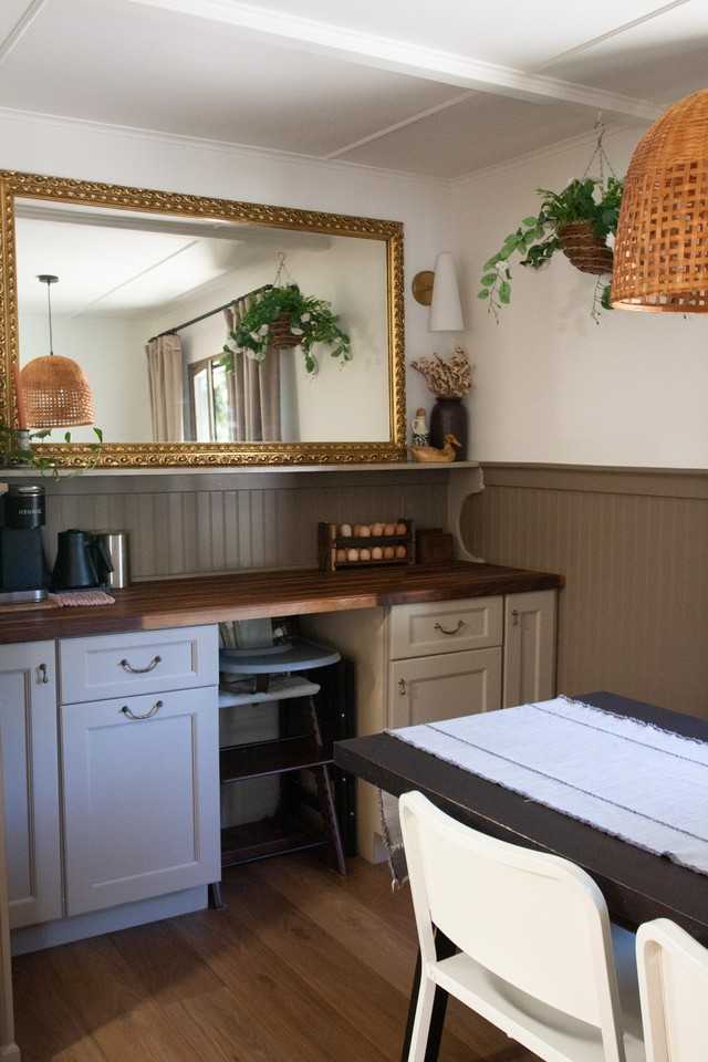 170 N Arnaz St - Photo 6 of 20