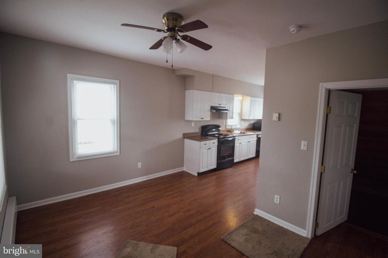 234 E Linden St Unit A - Photo 5 of 45